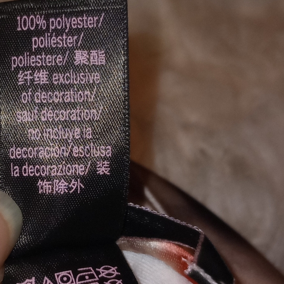 VICTORIA'S SECRET CAMI - Picture 15 of 16